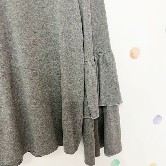 Bell Ruffle sleeve Blouse - Picture 2 of 5